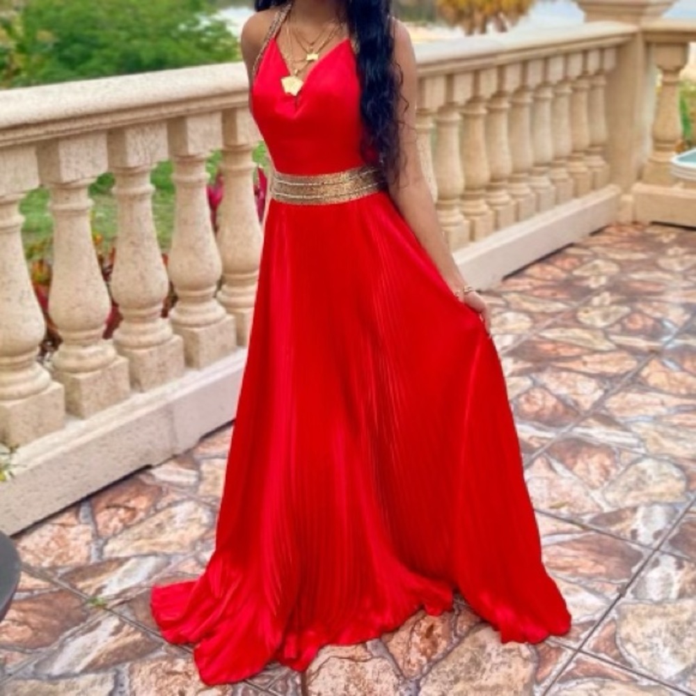 Jiovane Red Pleated Prom Dress